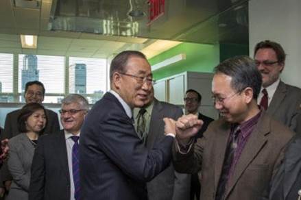 1傅鹏辉教授与联合国前秘书长潘基文