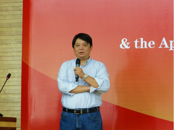 CSOFT公司副总裁薛川介绍“本地化”